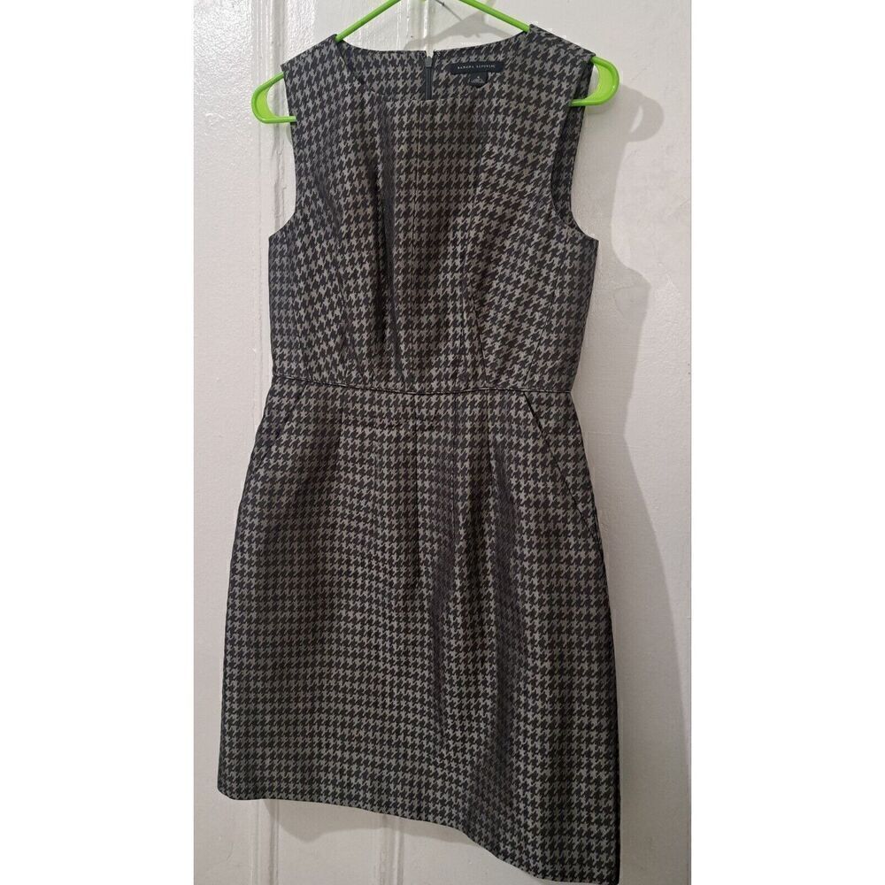 Banana Republic Womens Size 4 Gray Houndstooth Pockets Sheath Dress Silk Blend